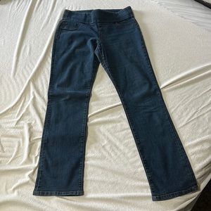 Woman Liverpool jeans. Jillian pull-on straight